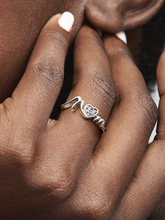 Mom Pavé Heart Ring - Sterling silver