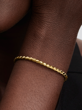 Round Clasp Wing Chain Bracelet - 14k gold plating
