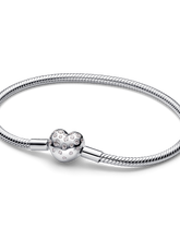 Pandora Sterling Silver Lab-grown Diamond Heart Clasp Snake Chain Bracelet - 0.51 ct TW, Sterling silver