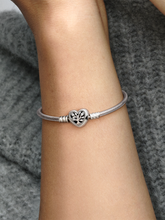 Pandora Moments Family Tree Heart Clasp Snake Chain Bracelet - Sterling silver