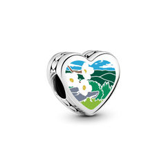 Virginia Lovers Charm