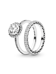 True Elegance Round Halo Ring Set