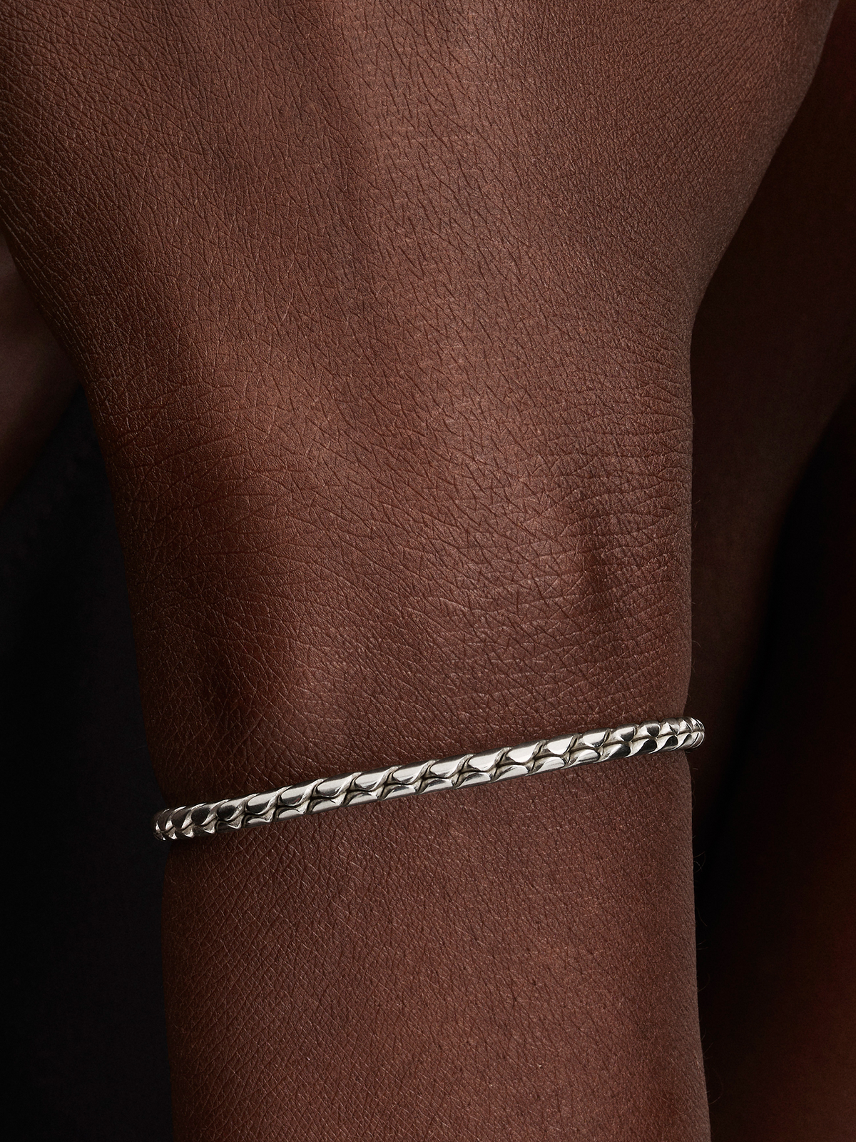Round Clasp Wing Chain Bracelet - Sterling silver