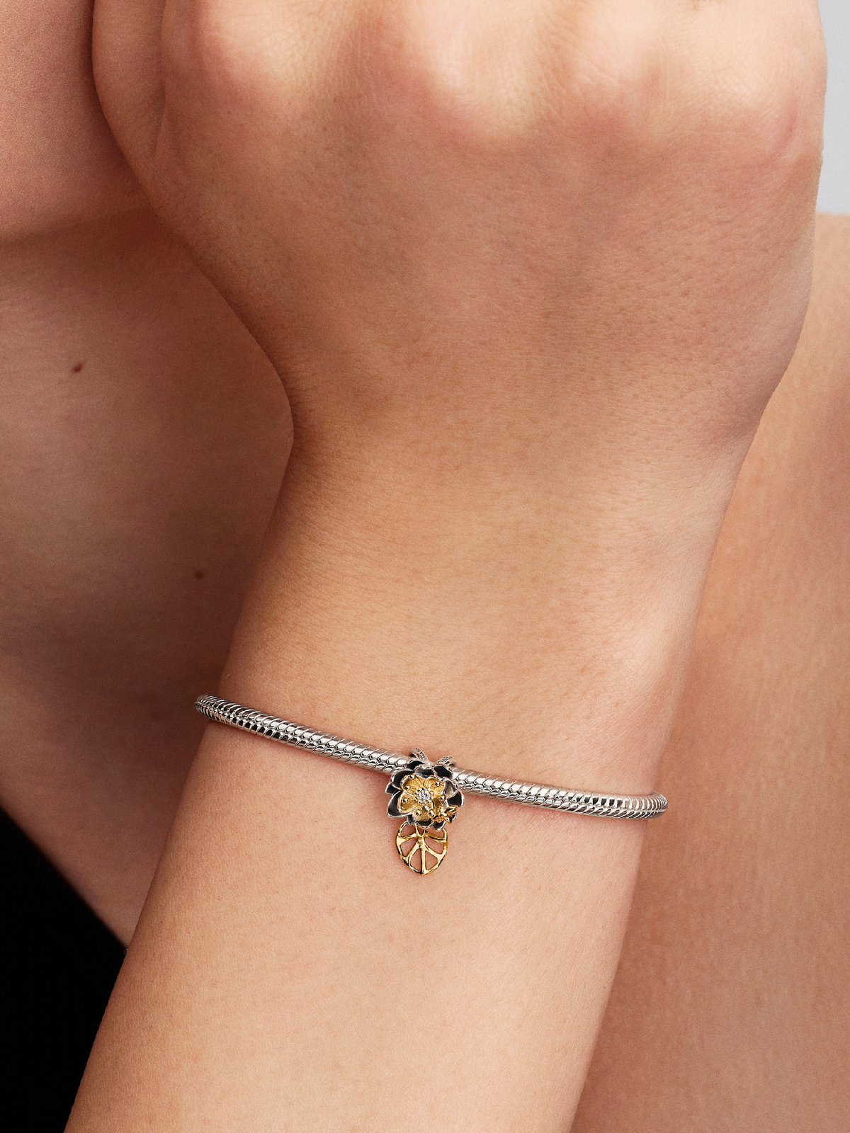Disney Princess Tiana Water Lily Lab-grown Diamond Charm - 0.012 ct TW, Sterling silver, 14k gold plating