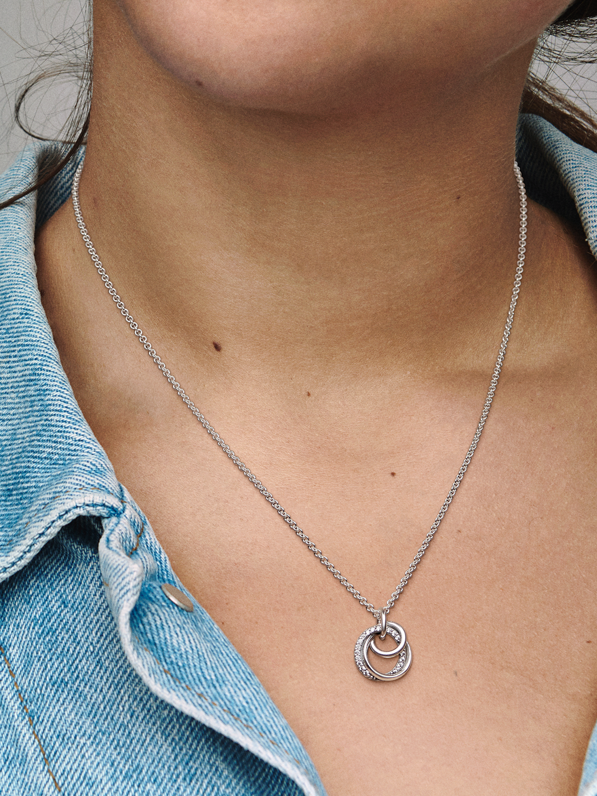 Family Always Encircled Pendant Necklace - Sterling silver