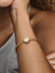 Pandora Moments Sparkling Crown O Snake Chain Bracelet - 14k gold plating