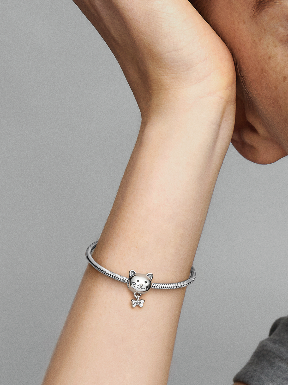 Pet Cat & Bow Charm - Sterling silver