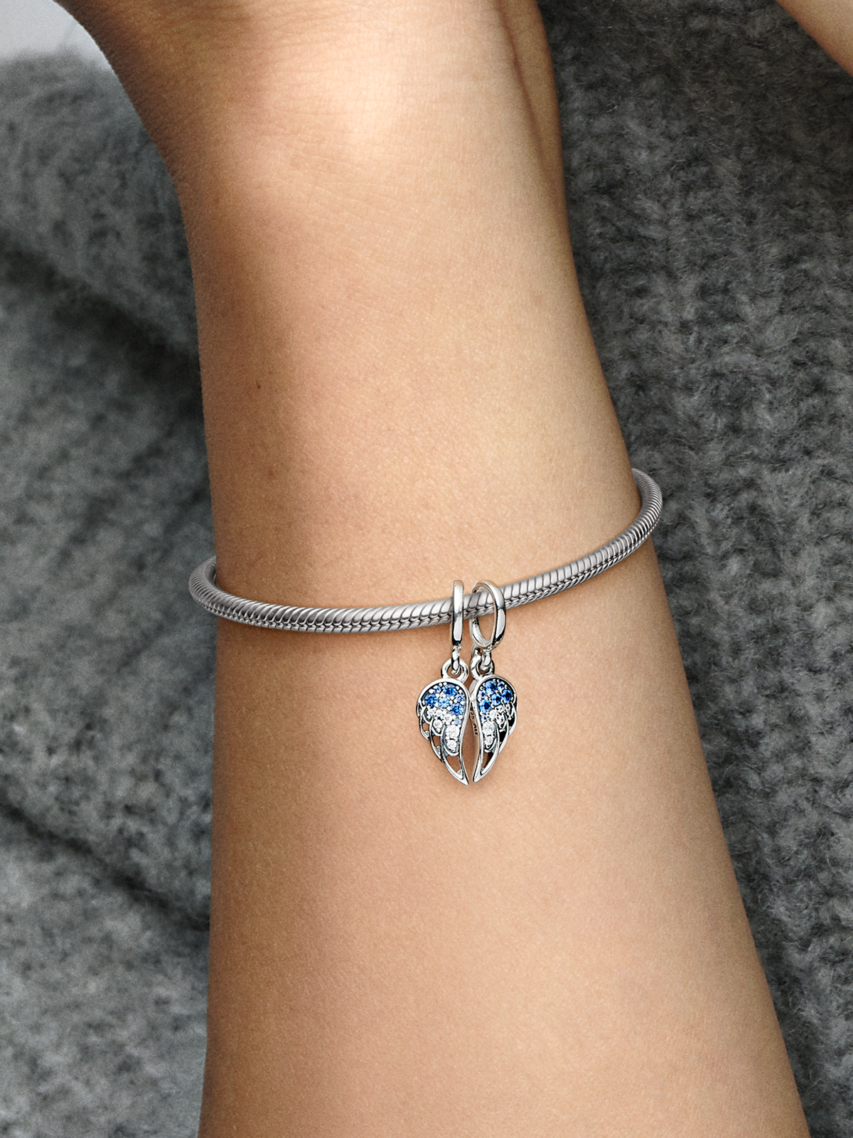 Sparkling Splitable Angel Wings Dangle Charm - Sterling silver