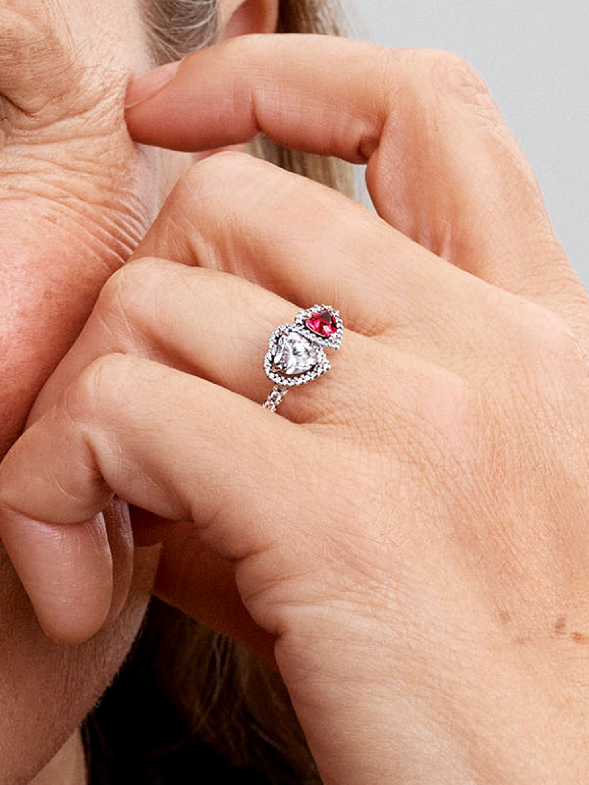 Halo Hearts Ring - Sterling silver