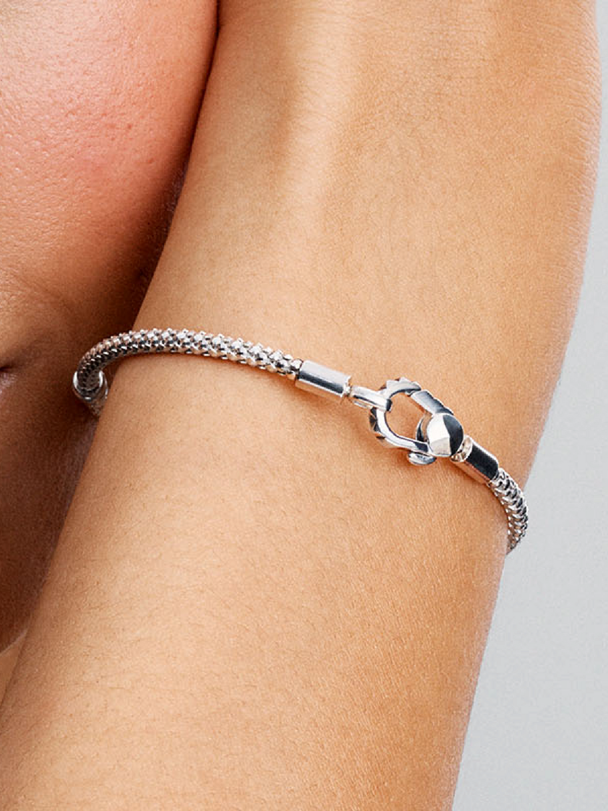 Studded Clasp & Chain Bracelet - Sterling silver
