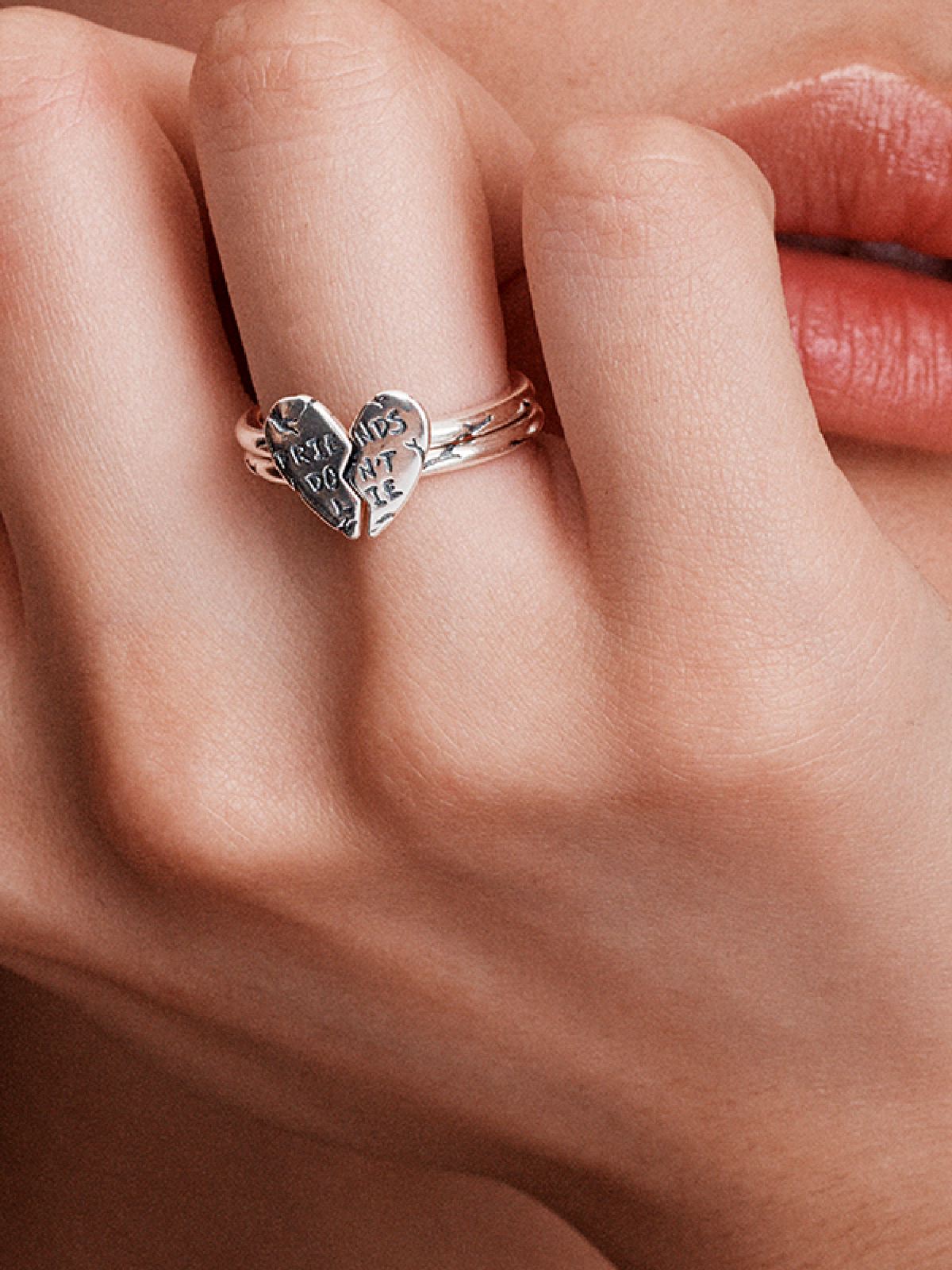 FINAL SALE - Stranger Things Friends Don't Lie Splittable Ring - Sterling silver
